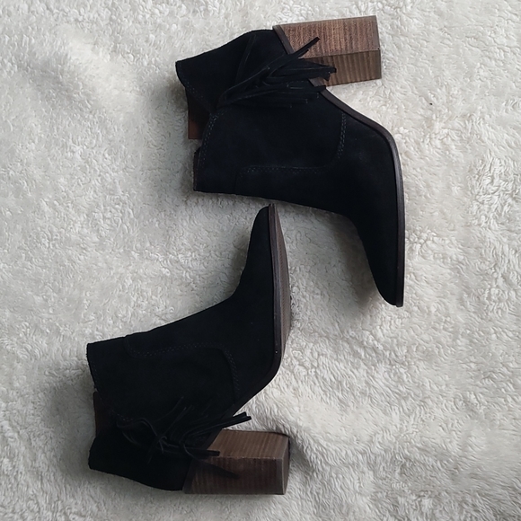 Lucky Brand Mercer booties - Picture 2 of 6